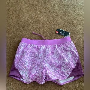 UNDER ARMOUR athletic shorts